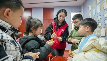 万州:寒假公益托管班暖心“上线”