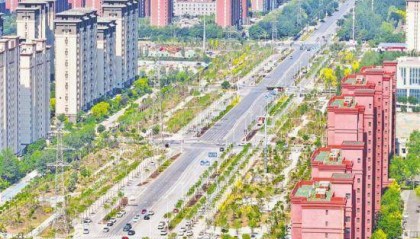 银川海宝东路带状公园月底“开卷”