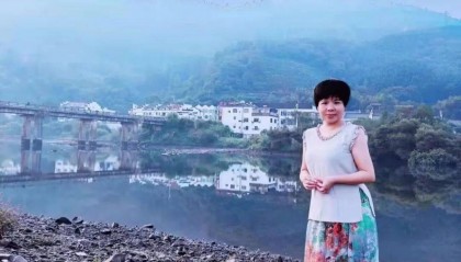 【实力文本】马洪鸣:蓝 山
