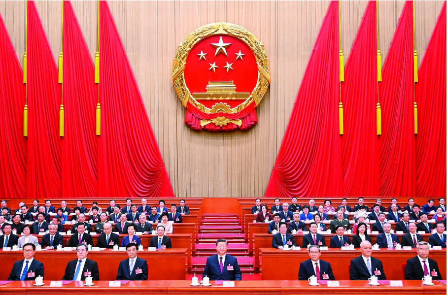 十四届全国人大三次会议在京闭幕 批准政府工作报告、全国人大常委会工作报告等 通过关于修改代表法的决定 习近平签署主席令予以公布