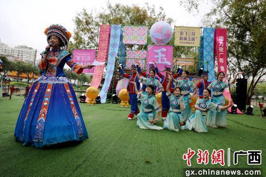 “歌飞三月·韵满玉林”文旅消费嘉年华开幕