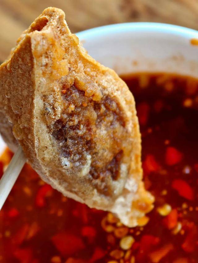 历史悠久！玉林这种小吃酥脆嫩滑，好多人慕名去吃
