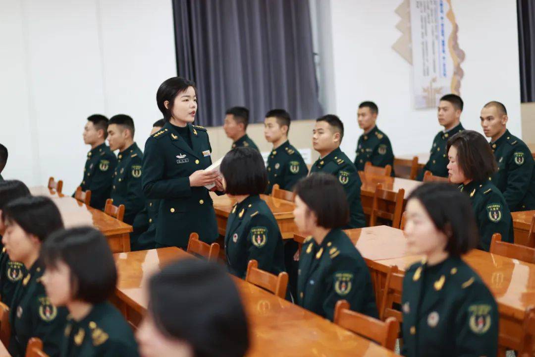 全国三八红旗手陈东森：扎根基层的理论“播火者”