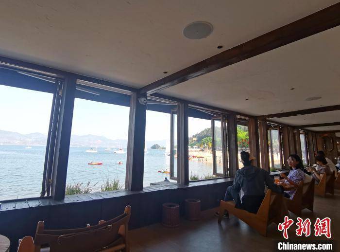 云南玉溪邀游客前来诗意栖居
