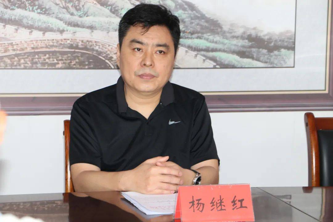 镇平县举办中小学校国防教育副校长试点工作聘任仪式