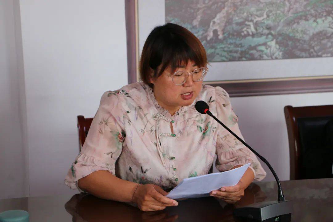 镇平县举办中小学校国防教育副校长试点工作聘任仪式