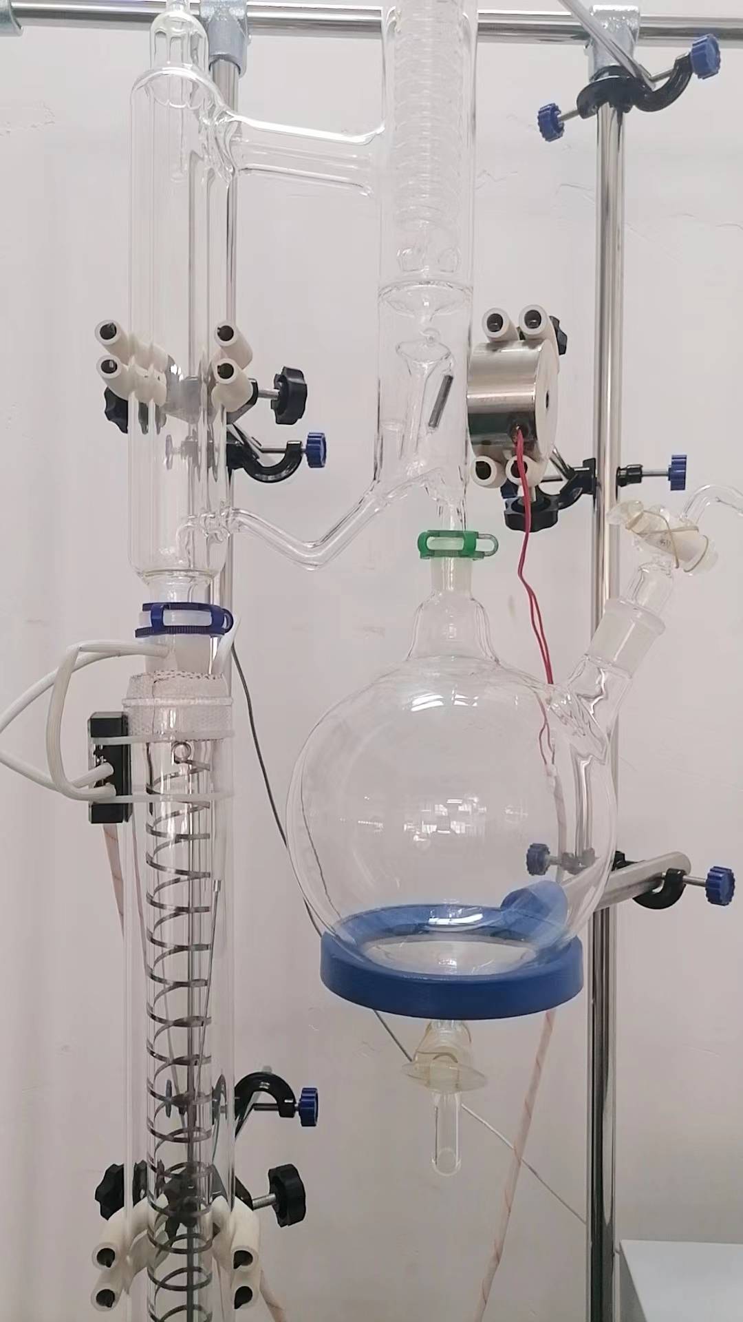 什么叫蒸馏、什么是分馏、什么又是精馏?