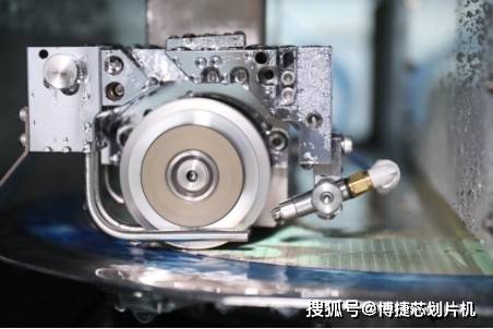 划片机是干什么用的